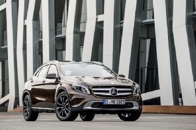 2014 Mercedes-Benz GLA unveiled ahead for Frankfurt debut
